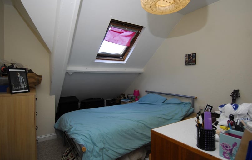 Napier Terrace, Flat 3, Mutley, Plymouth - Image 1